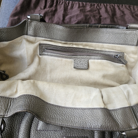 Authentic Gucci Pebbled Calfskin Medium Soho Shoulder Tote - Picture 12 of 16